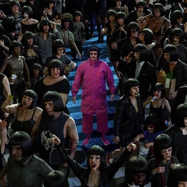 OLIVER TREE - ALONE IN A CROWD (1LP, LIMITED COLOURED VINYL EDITION)