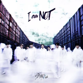 STRAY KIDS - I AM NOT (1CD)