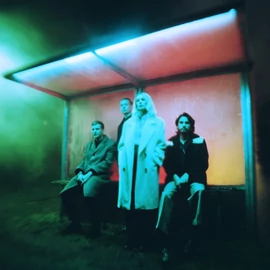 WOLF ALICE - BLUE WEEKEND (1LP)