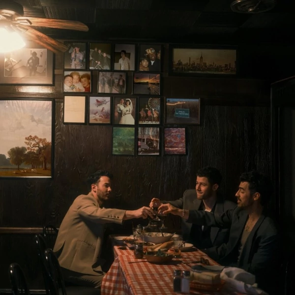 JONAS BROTHERS - GREETINGS FROM YOUR HOMETOWN (1LP, COBALT COLOURED VINYL)
